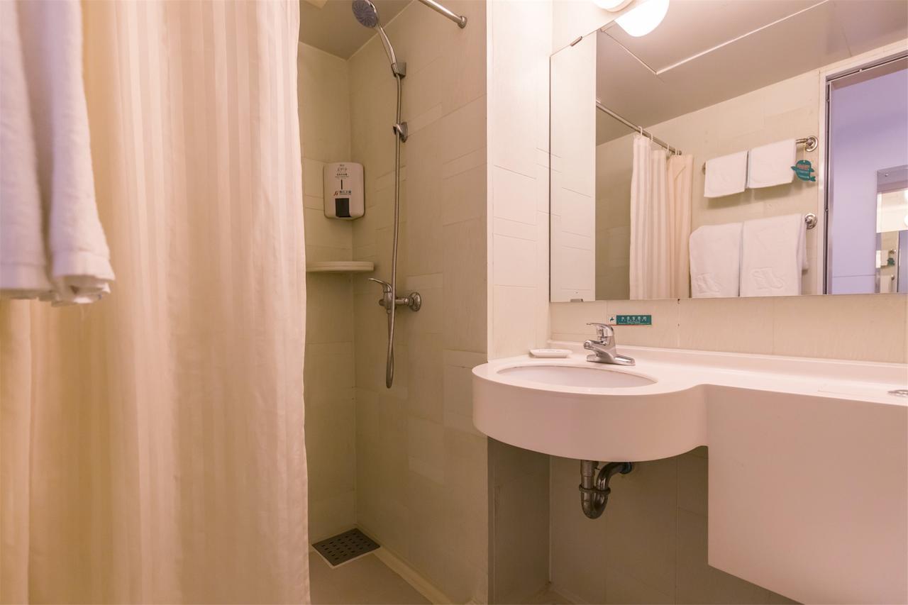Jinjiang Inn Dandong Yalvjiang Xingwu Road Εξωτερικό φωτογραφία